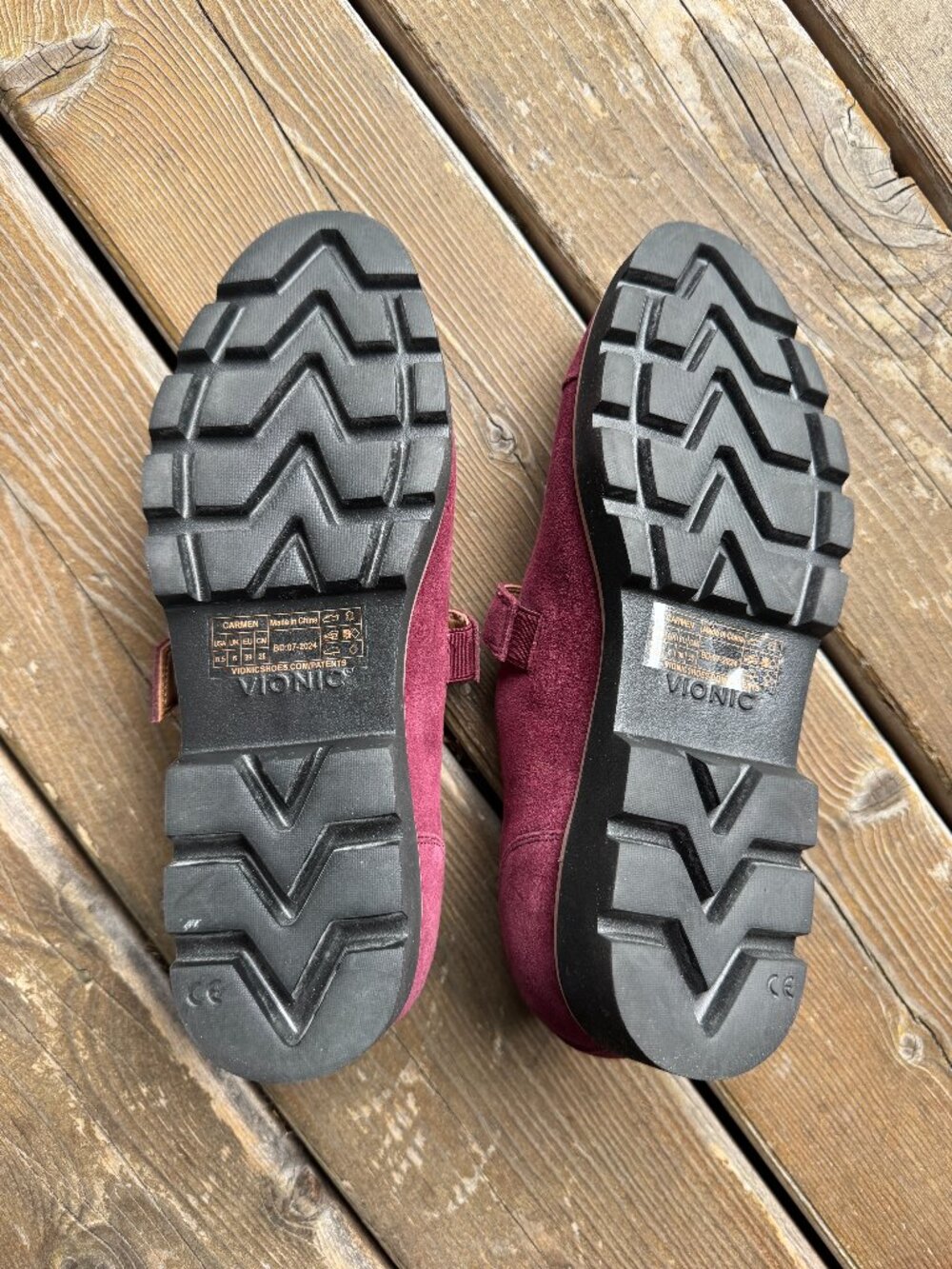 Vionic Carmen T-Strap Port Wine Colored Suede Loafers in Women's 8.5/EU 39 - Picture 15 of 16
